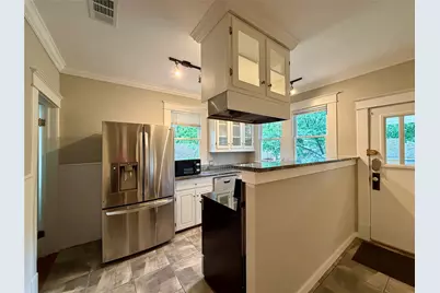 4527 Worth Street, Dallas, TX 75246 - Photo 10