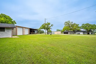 1766 Cr 424, Stephenville, TX 76401 - Photo 28