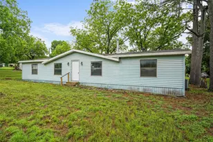2300 Pecan Vly, Cleburne, TX 76031 - Photo 6