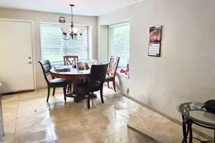 3204 Seaboard Dr, Arlington, TX 76014 - Photo 2