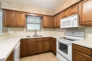 6004 Twinhill Dr, Arlington, TX 76016 - Photo 12
