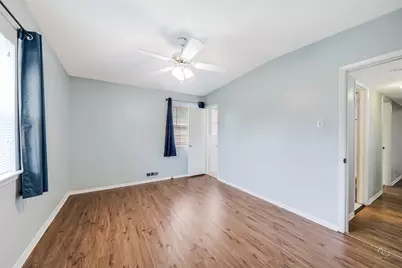 8033 Pinewood Drive, Benbrook, TX 76116 - Photo 32