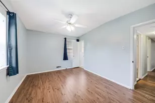 8033 Pinewood Dr, Benbrook, TX 76116 - Photo 32