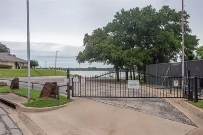 7002 Lake Mead Boulevard, Arlington, TX 76016 - Photo 24