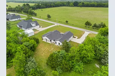 646 County Road 4109, Greenville, TX 75401 - Photo 34