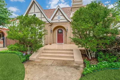 712 Lipscomb Avenue, Dallas, TX 75214 - Photo 1