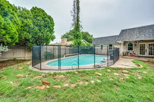 1616 Country Manor Rd, Fort Worth, TX 76134 - Photo 6
