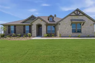 630 Co Rd 200, Valley View, TX 76272 - Photo 2