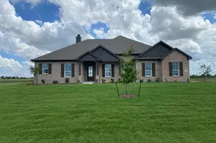 660 Co Rd 200, Valley View, TX 76272 - Photo 1