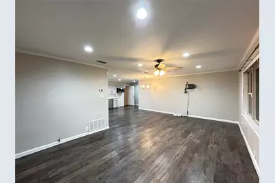110 Goodman Street, Sulphur Springs, TX 75482 - Photo 2