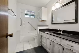2212 Heather Hill Ln, Plano, TX 75075 - Photo 18