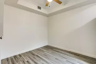 1995 Shorewood Dr, Grapevine, TX 76051 - Photo 6