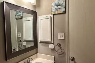 4360 Mesa Dr, Carrollton, TX 75010 - Photo 14