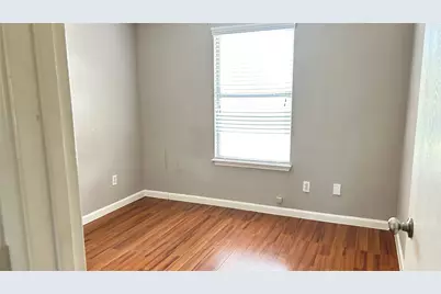 4360 Mesa Drive, Carrollton, TX 75010 - Photo 22