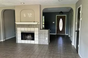 4360 Mesa Dr, Carrollton, TX 75010 - Photo 10