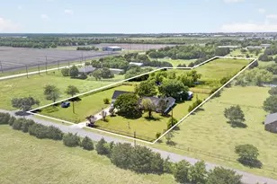 15907 Calvert Rd, Forney, TX 75126 - Photo 4