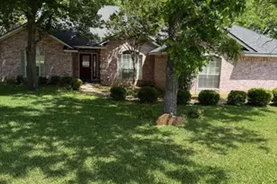 9009 Pleasant Hill Dr, Granbury, TX 76049 - Photo 4