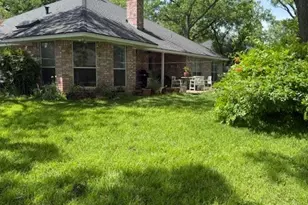9009 Pleasant Hill Dr, Granbury, TX 76049 - Photo 6