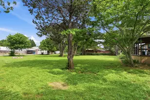120 Brazos Dr, Whitney, TX 76692 - Photo 30