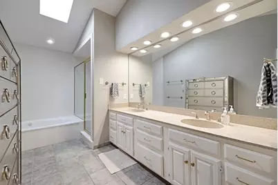 5136 Westgrove Drive #5136, Dallas, TX 75248 - Photo 12