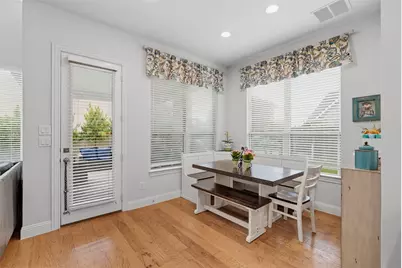8068 Sarahville Drive, Dallas, TX 75252 - Photo 14