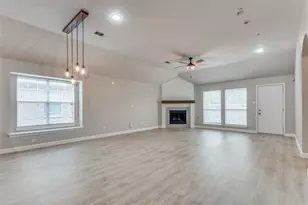 1471 Tree Top Dr, Frisco, TX 75033 - Photo 2