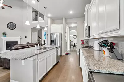 11224 Dusty Trail Court, Flower Mound, TX 76262 - Photo 16