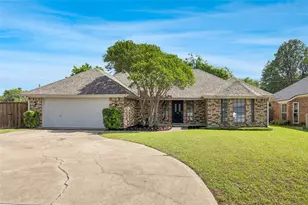 7320 Wesley Ct, North Richland Hills, TX 76180 - Photo 1