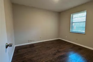 2410 Royal Acres Dr, Denton, TX 76209 - Photo 16