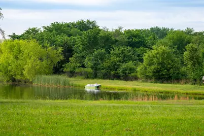 99 Lake Drive, Tioga, TX 76271 - Photo 38