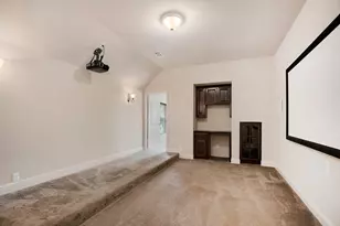 5845 Tuleys Creek Dr, Fort Worth, TX 76137 - Photo 12