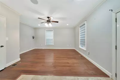 6303 E Grand Avenue, Dallas, TX 75223 - Photo 12
