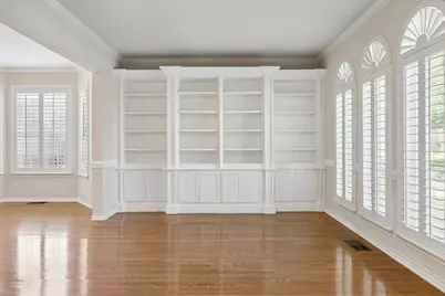 3323 Shellbrook Court, Arlington, TX 76016 - Photo 8