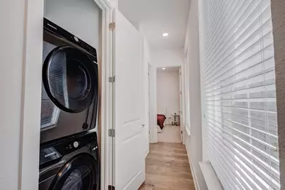 114 E Chester Court, Dallas, TX 75203 - Photo 18