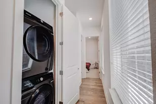 114 E Chester Ct, Dallas, TX 75203 - Photo 18