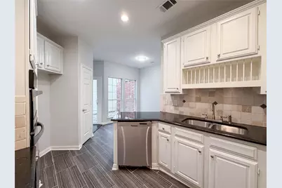 7707 Windmere Court, Irving, TX 75063 - Photo 10