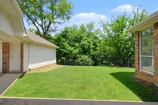 4706 Coventry Ln, Arlington, TX 76017 - Photo 30