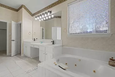 4706 Coventry Lane, Arlington, TX 76017 - Photo 20
