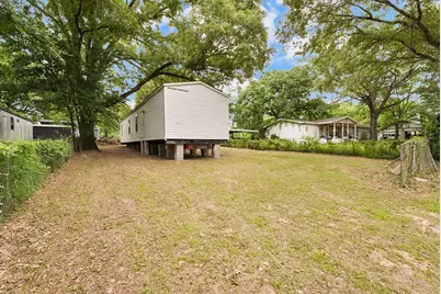 117 Crestwood Drive, Mabank, TX 75156 - Photo 2