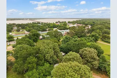 117 Crestwood Drive, Mabank, TX 75156 - Photo 22