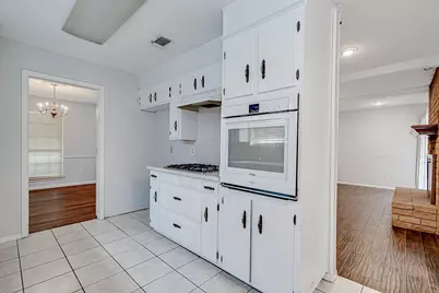4053 Glenbrook Drive, Arlington, TX 76015 - Photo 14