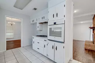 4053 Glenbrook Dr, Arlington, TX 76015 - Photo 14