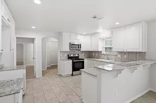 1400 Stewart St, Fort Worth, TX 76104 - Photo 6