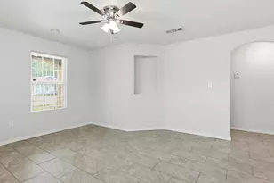 1400 Stewart St, Fort Worth, TX 76104 - Photo 16