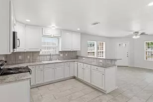 1400 Stewart St, Fort Worth, TX 76104 - Photo 10