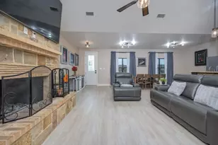 4709 Prairie Hill Ct, Dish, TX 76247 - Photo 4