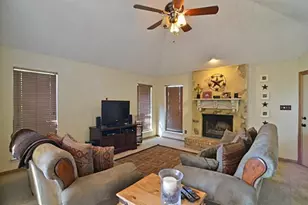1114 Concord Dr, Mansfield, TX 76063 - Photo 2