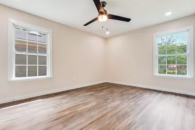 7812 Bruton Road, Dallas, TX 75217 - Photo 18