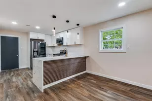 7812 Bruton Rd, Dallas, TX 75217 - Photo 10