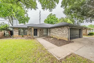 514 Parsley Ln, Euless, TX 76039 - Photo 2